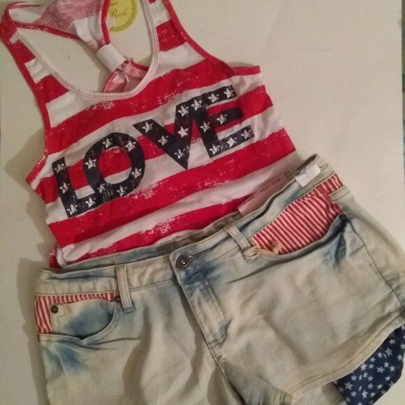 🇱🇷American Flag Tank Top and Shorts Bundle - Picture 1 of 3